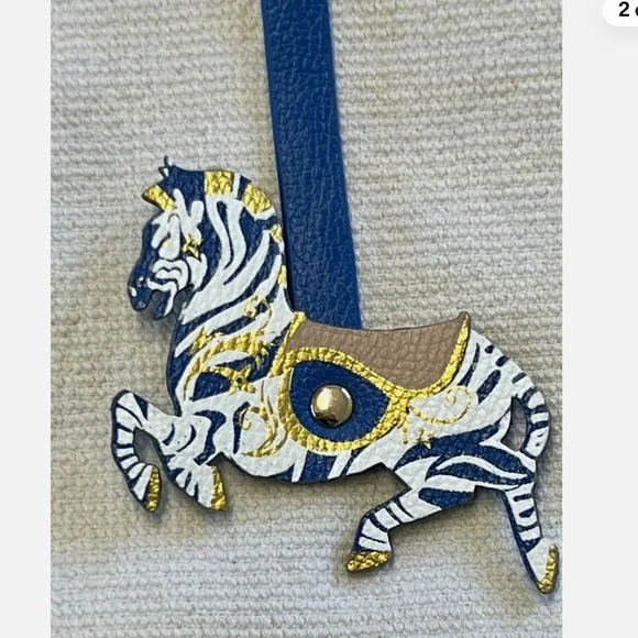Louis Vuitton VIP Holiday Carousel Colormania Zebra Bag Charm Limited Edition - Picture 13 of 14